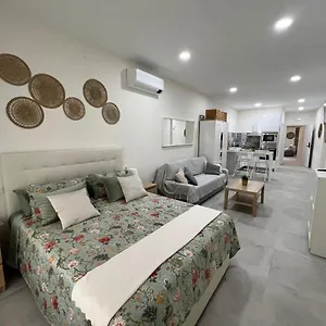 Centro Estudio Trinidad 3 , Málaga España