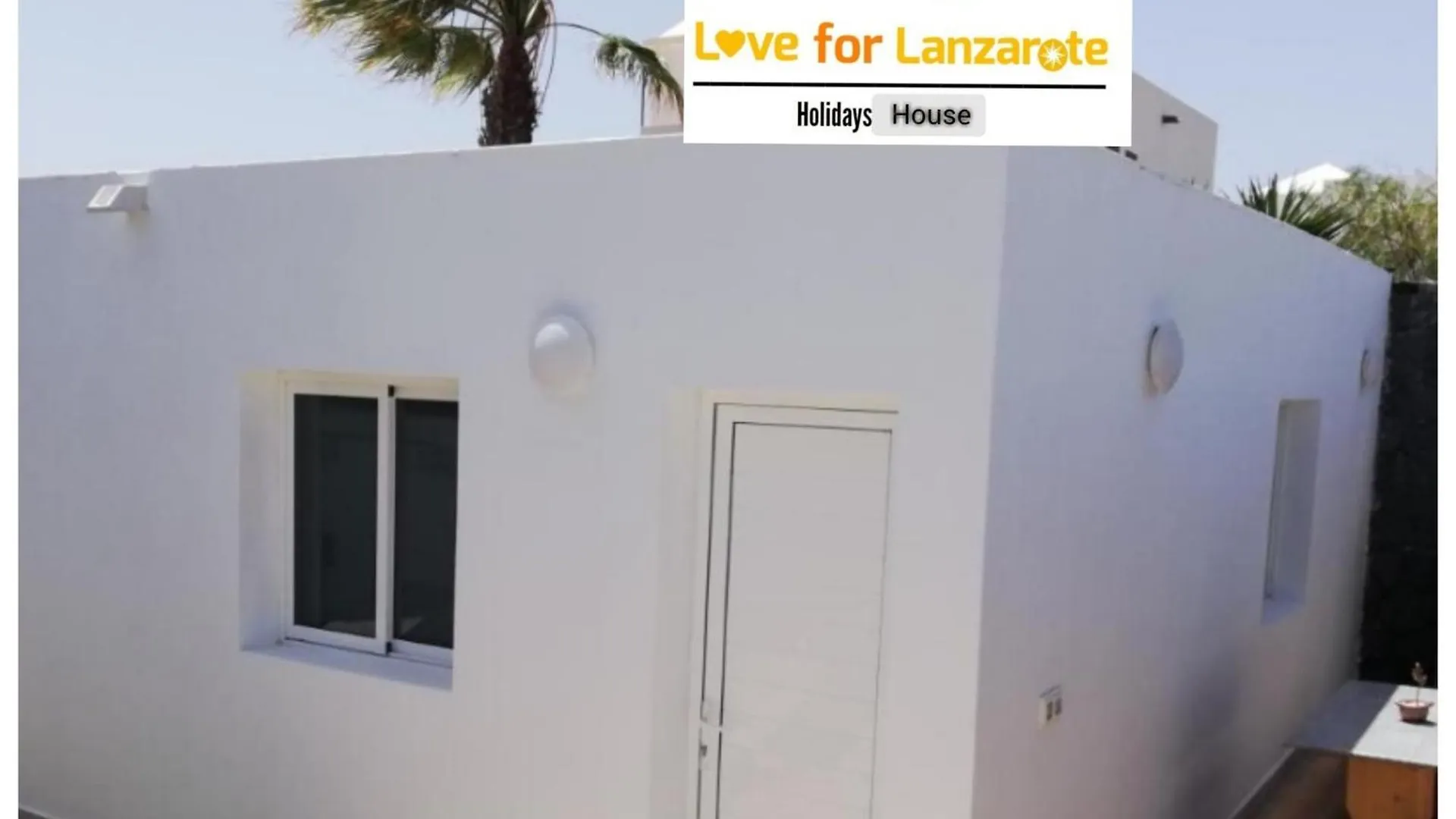 Love For Lanzarote Holidays House location
